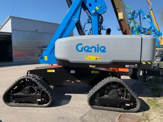 Picture of a rental machine of the type TB-218C | Genie S-65 Trax