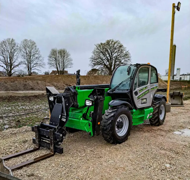 Bild 1 einer Mietmaschine vom Typ TSS-4014 | Manitou MT 1440