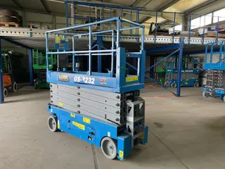 Vorschaubild 1 einer Mietmaschine vom Typ SBE-115N | Genie GS 3232