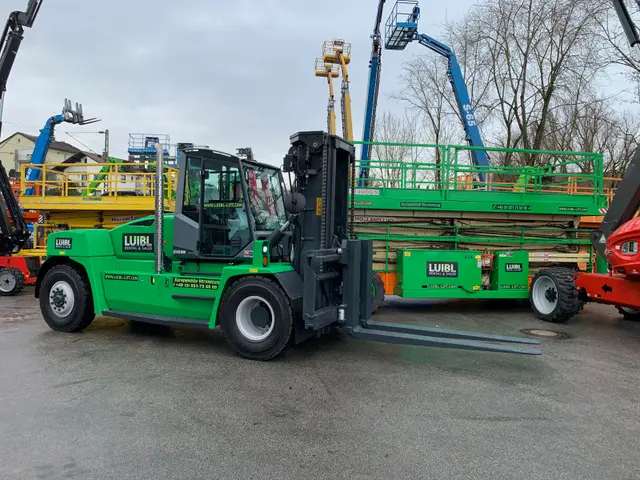 Bild 1 einer Mietmaschine vom Typ 16 Tons Diesel | Kalmar - DCG 160-12T 4500 mm