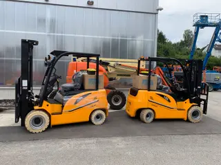 Bild einer Mietmaschine vom Typ 3,5 Tonnen Elektro | Maximal Forklift FBA35-JZ 4500 mm