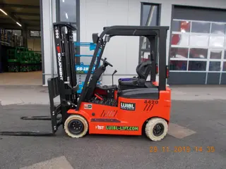 Vorschaubild 4 einer Mietmaschine vom Typ 2 tonne electric four-wheeler | EP CPD20L1-Li 4700 mm