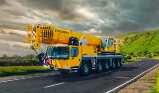 Picture of a rental machine of the type Mobile crane 100 tons | Liebherr LTM 1100 5.3