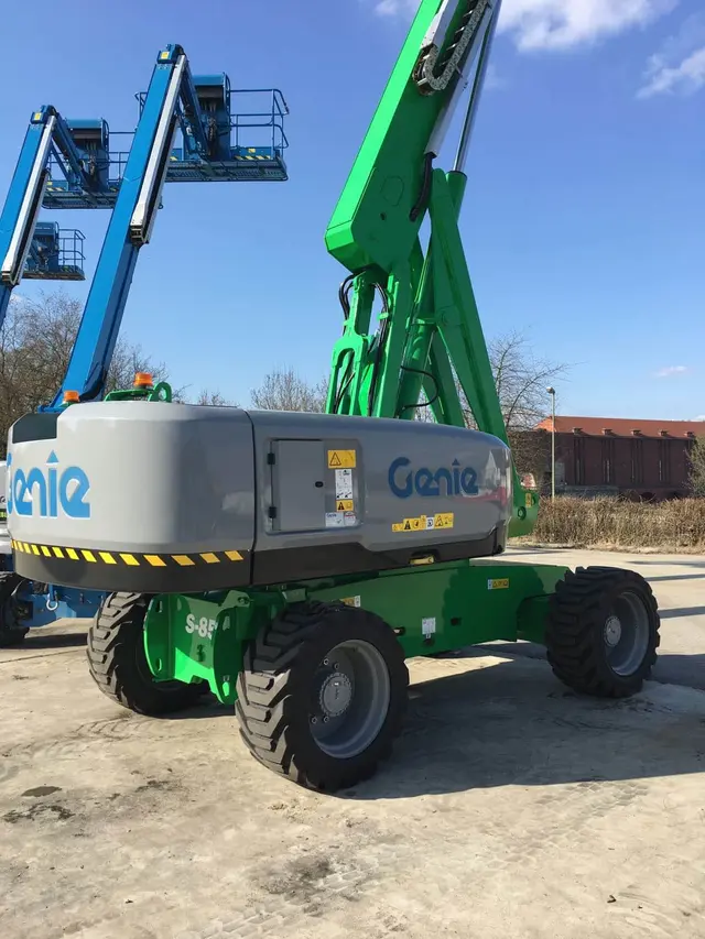 Bild 3 einer Mietmaschine vom Typ TB-279 | Genie S-85