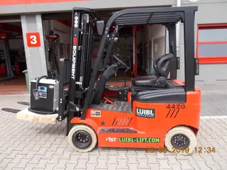 Picture of a rental machine of the type 2 tonne electric four-wheeler | EP CPD20L1-Li 4700 mm