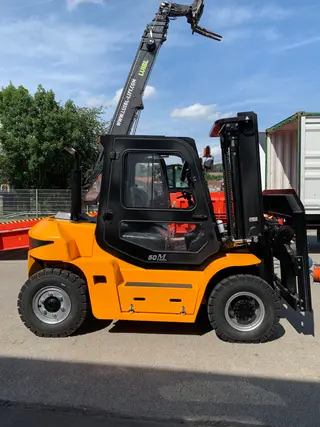 Vorschaubild 2 einer Mietmaschine vom Typ 5-tonne Diesel Forklift | Maximal FD50T 4800 mm