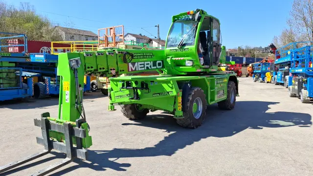 Bild 2 einer Mietmaschine vom Typ TSR-5030 | Merlo Roto 50.30S Plus
