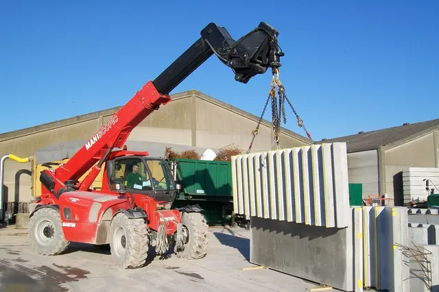 Bild 1 einer Mietmaschine vom Typ TSH-12010 | Manitou MHT 10120