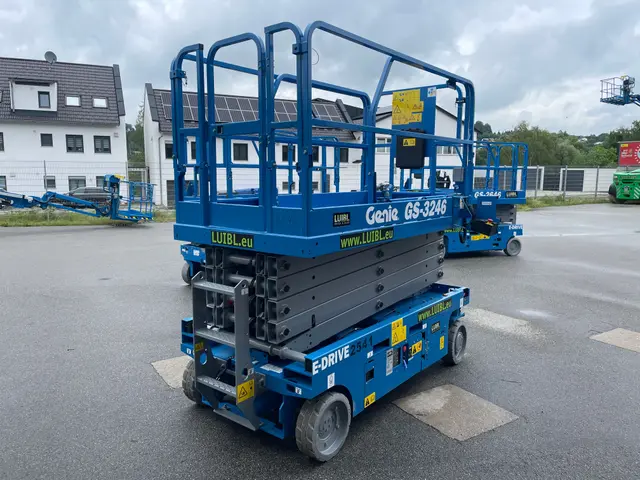 Bild 2 einer Mietmaschine vom Typ SBE-118 | Genie GS 3246 E-Drive