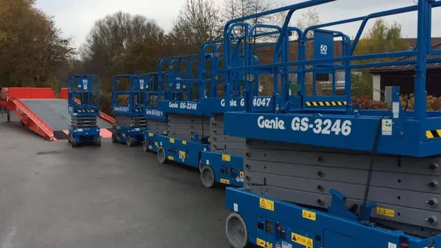 Bild 0 einer Mietmaschine vom Typ SBE-118 | Genie GS 3246