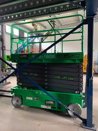 Vorschaubild 3 einer Mietmaschine vom Typ SBE-160 | KB Lift S-160W