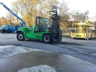 Vorschaubild 1 einer Mietmaschine vom Typ 16 Tons Diesel | Kalmar - DCG 160-12T 4500 mm
