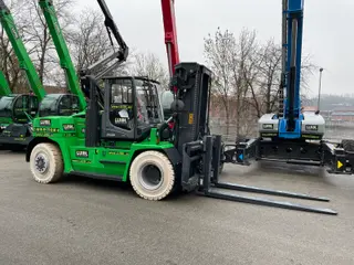Vorschaubild 0 einer Mietmaschine vom Typ 18 tonnes diesel | Kalmar DCG 180-6T 4500 mm