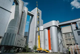 Vorschaubild 1 einer Mietmaschine vom Typ Mobile crane 300 tons | Liebherr LTM 1300 6.3