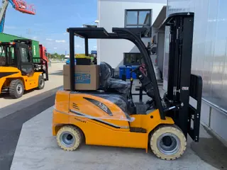 Vorschaubild 0 einer Mietmaschine vom Typ 3.5-tonne Electric Forklift | Maximal FBA35-JZ 4500 mm