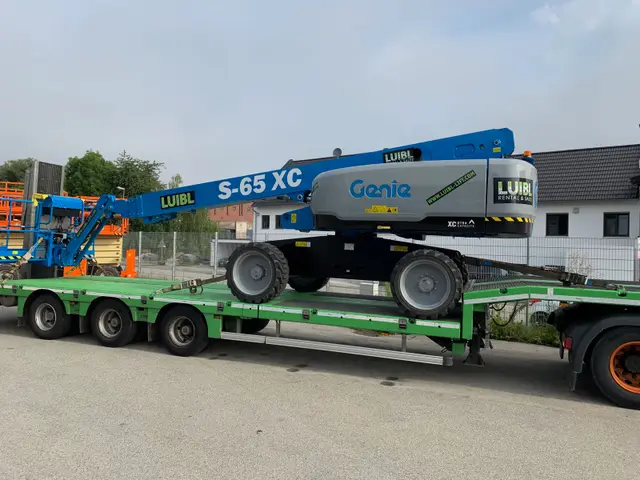 Bild 0 einer Mietmaschine vom Typ TB-218X | Genie S-65XC