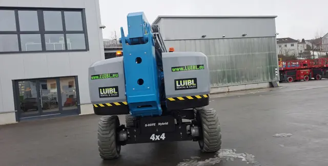 Bild 2 einer Mietmaschine vom Typ Genie S-60 FE