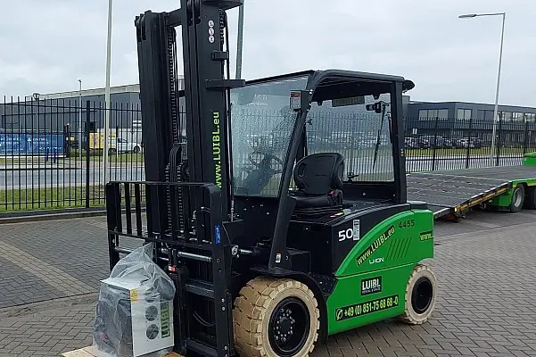 Bild 2 einer Mietmaschine vom Typ 5 Tons Electric | EP CPD50F8 Li 6000 mm