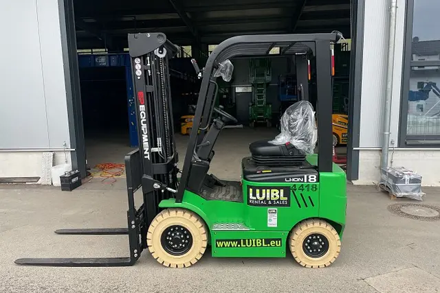 Bild 0 einer Mietmaschine vom Typ 1.8 tons electric four-wheeler | EP EFL181 4800 mm