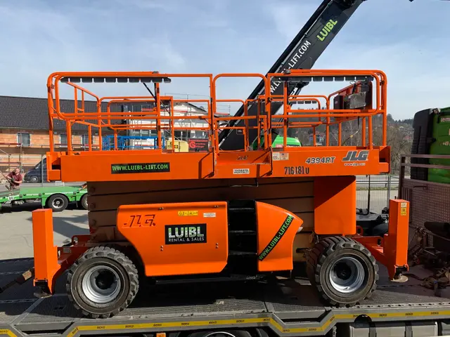 Bild 1 einer Mietmaschine vom Typ SBD-151 | JLG 4394RT