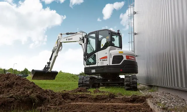 Bild 4 einer Mietmaschine vom Typ 8.5 Tons Compact Excavator | Bobcat E85