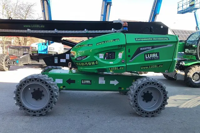 Bild 0 einer Mietmaschine vom Typ TB-217X | Manitou 220 TJ Plus