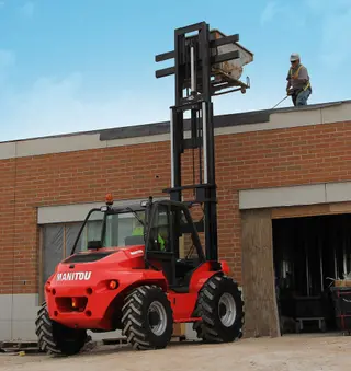 Vorschaubild 2 einer Mietmaschine vom Typ 5 Ton All Terrain Forklift | Manitou M50-4