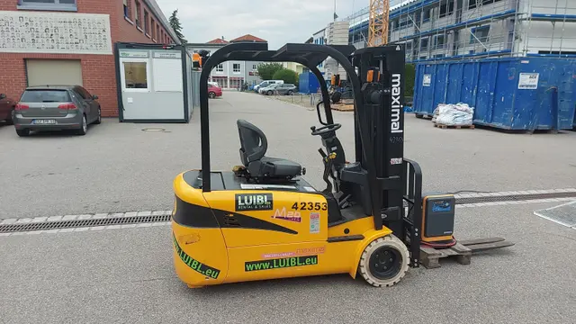 Bild 1 einer Mietmaschine vom Typ 2 tonne electric three-wheeler | Maximal Forklift FB20S-MJZ 4500 mm