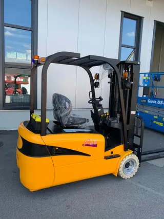 Bild einer Mietmaschine vom Typ 2 Tonnen Elektro Dreirad | Maximal Forklift FB20S-MJZ 4500 mm