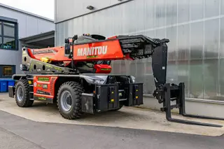 Vorschaubild 2 einer Mietmaschine vom Typ Teleskopstapler TSR-7035 ES | Manitou MRT 3570 ES