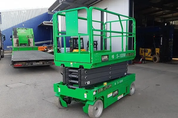Bild 3 einer Mietmaschine vom Typ SBE-100 | KB Lift S-100W