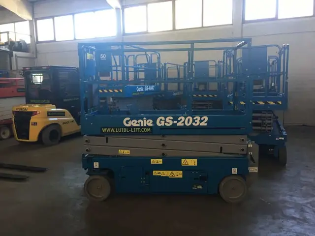 Bild 0 einer Mietmaschine vom Typ SBE-079 | Genie GS 2032