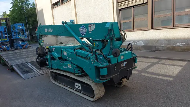 Bild 3 einer Mietmaschine vom Typ MIK-405 | Maeda MC405C-3