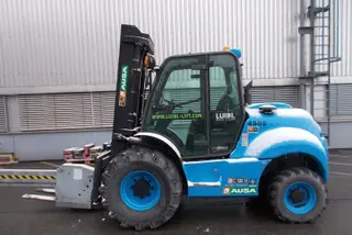 Picture of a rental machine of the type 5 tonne rough terrain forklift | Ausa C500H x4