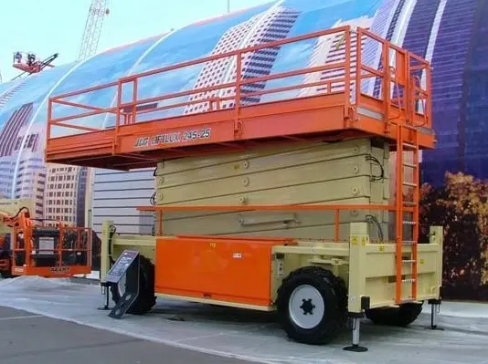 Bild 0 einer Mietmaschine vom Typ SBD-265 | JLG Liftlux 245-25