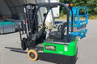 Picture of a rental machine of the type 1.8 tons electric three-wheeler | EP CPD18TV8 6000 mm