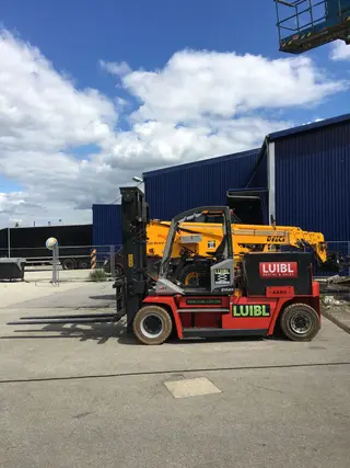 Vorschaubild 2 einer Mietmaschine vom Typ 8 tonnes electric | Kalmar ECF 80-9 3450 mm