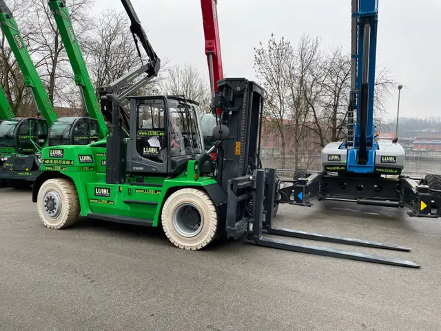 Bild 3 einer Mietmaschine vom Typ 18 Tonnen Diesel | Kalmar DCG 180-6T 4500 mm