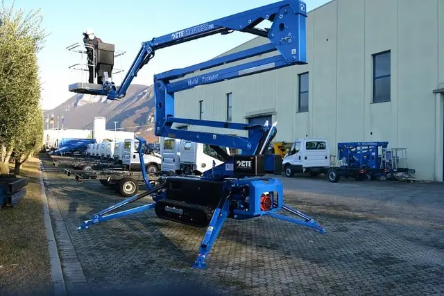 Bild 0 einer Mietmaschine vom Typ KGTB-200 | CTE TRACCESS 200