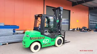 Vorschaubild 0 einer Mietmaschine vom Typ 3.8-tonne Electric Forklift | EP EFL382X5 6000 mm