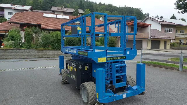 Bild 1 einer Mietmaschine vom Typ SBH-118 | Genie GS 3369BE