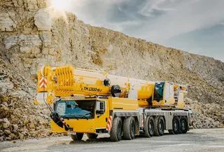 Vorschaubild 2 einer Mietmaschine vom Typ Mobile crane 300 tons | Liebherr LTM 1300 6.3